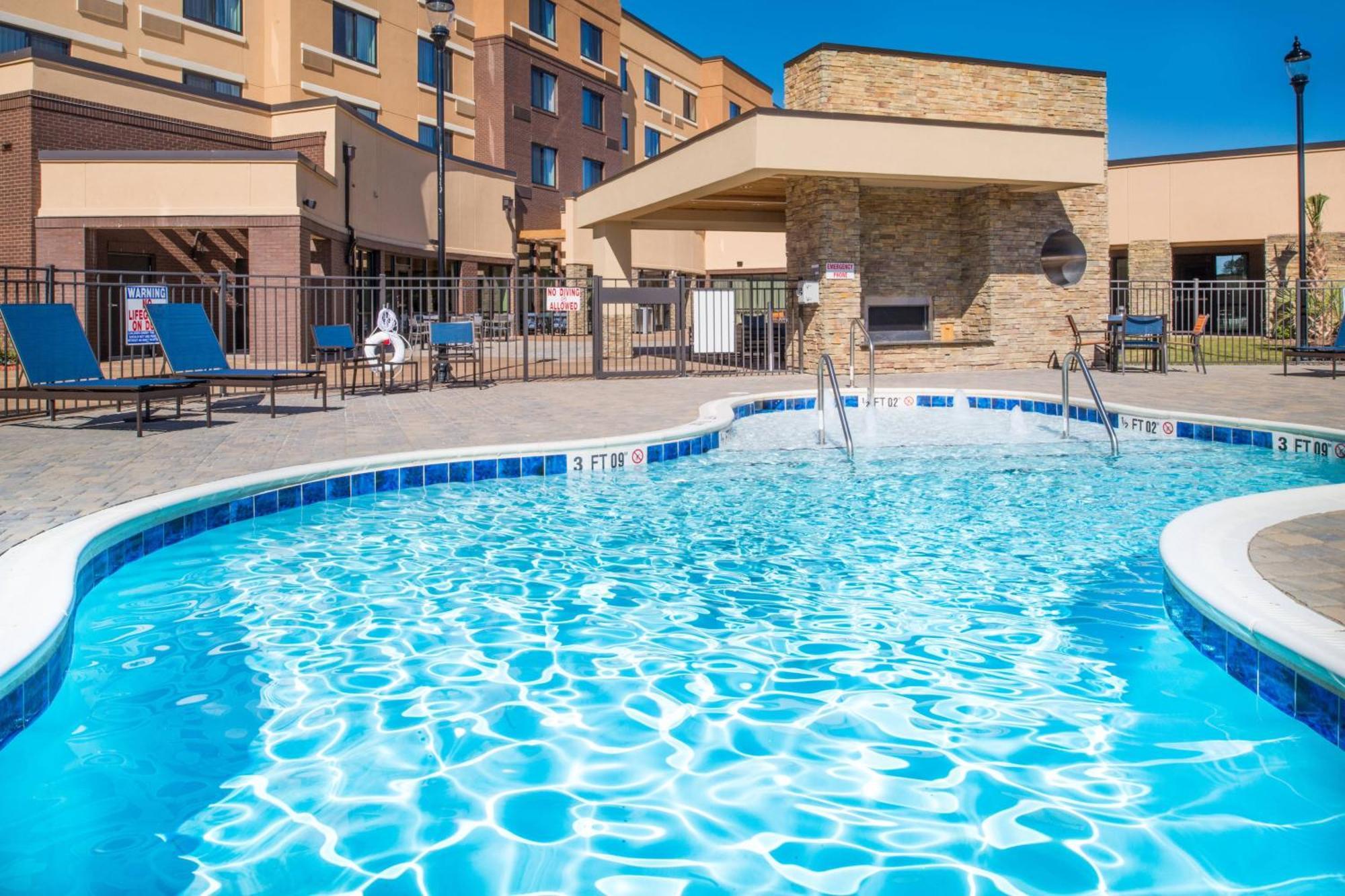 Hotel Courtyard By Marriott 3*
