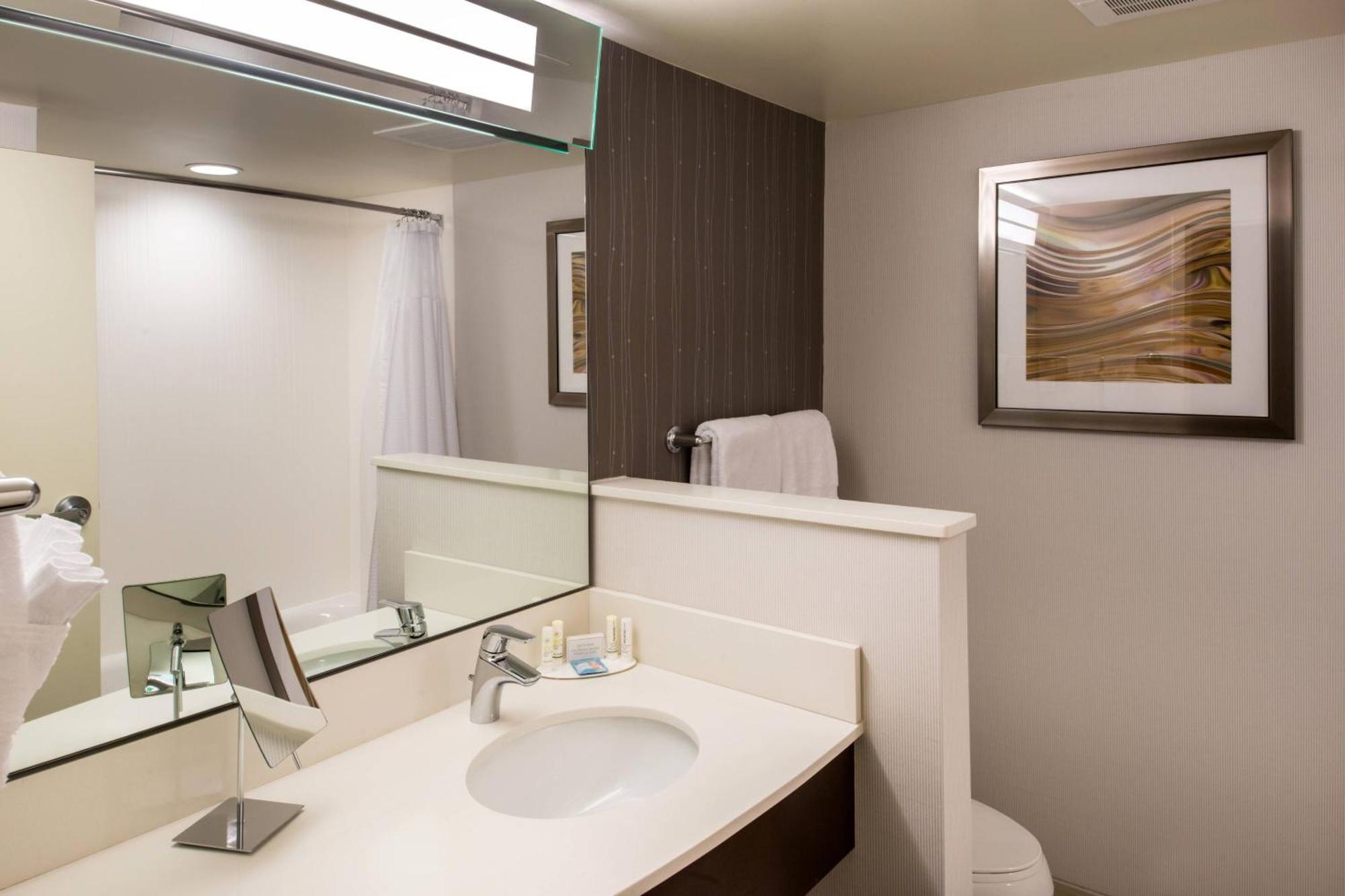 Courtyard By Marriott 3*