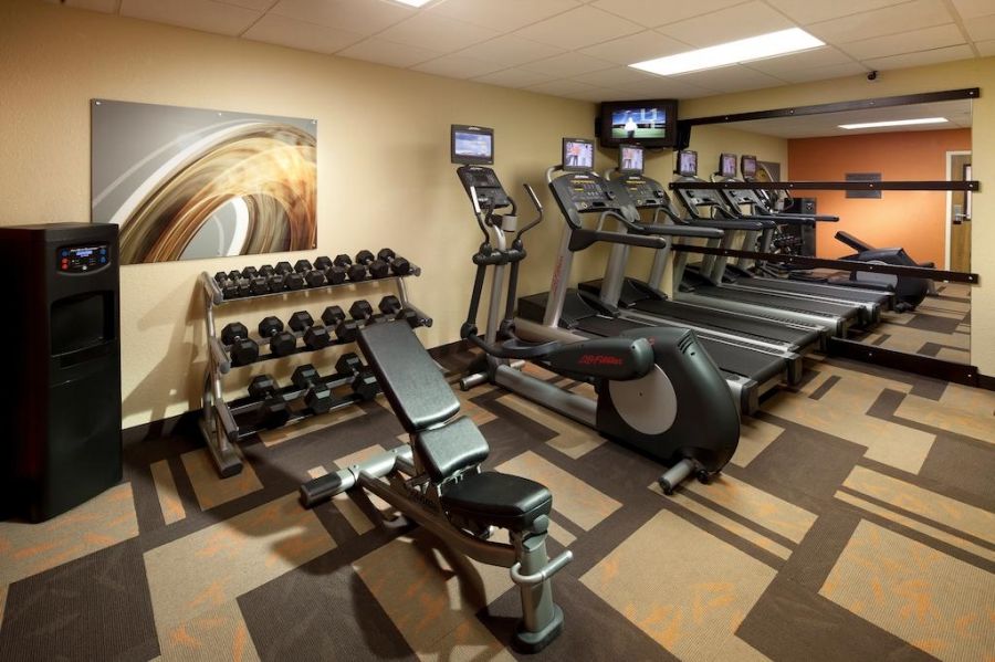 Courtyard By Marriott Jacksonville